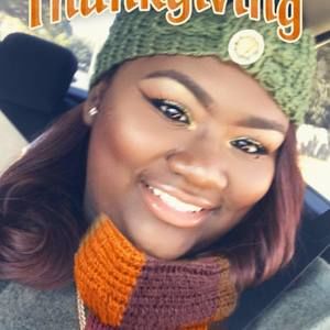 Meet your Posher, Alicia